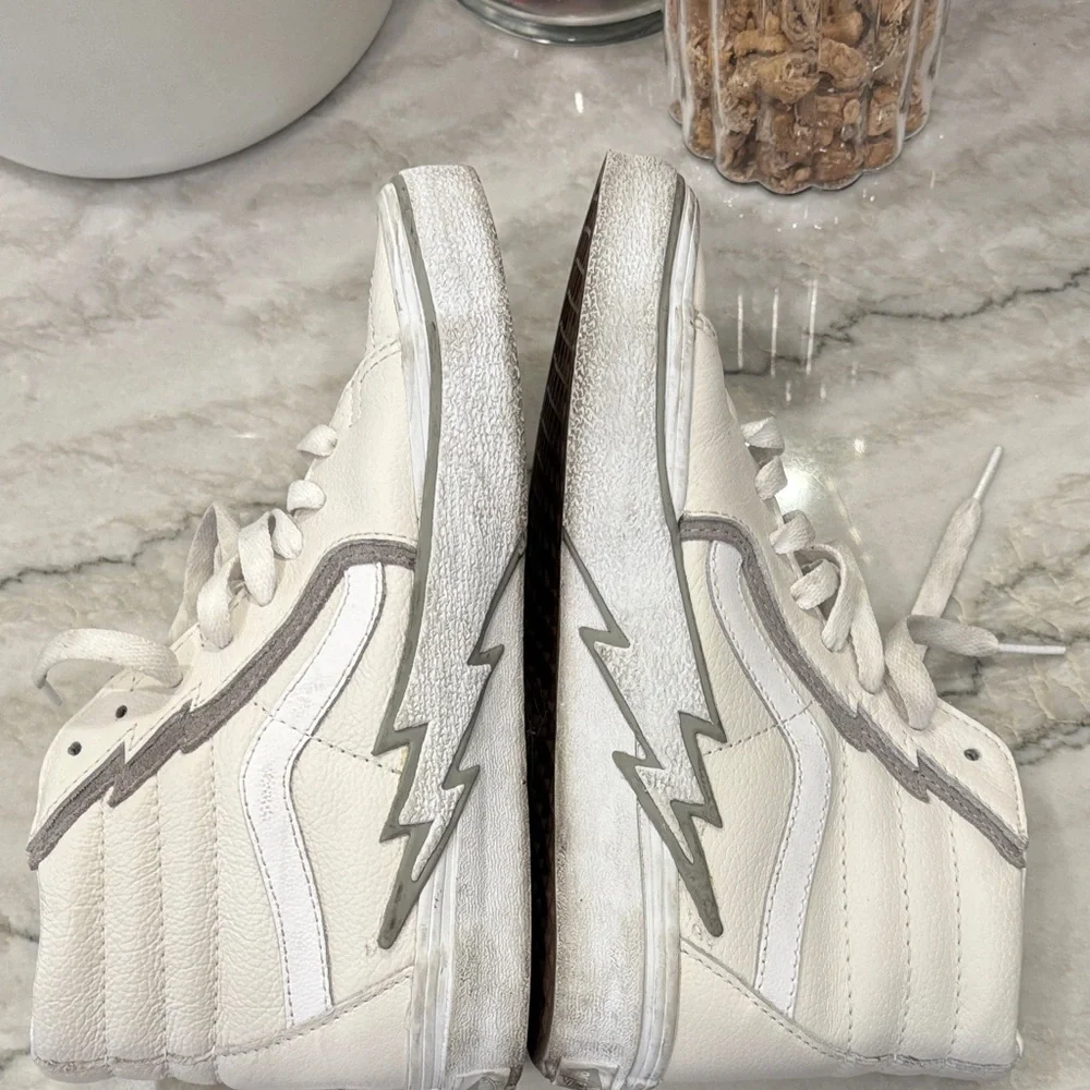 Vans White and Gray High-Top Sneakers sz 6.5 women, sz 5 men - Picture 8 of 10